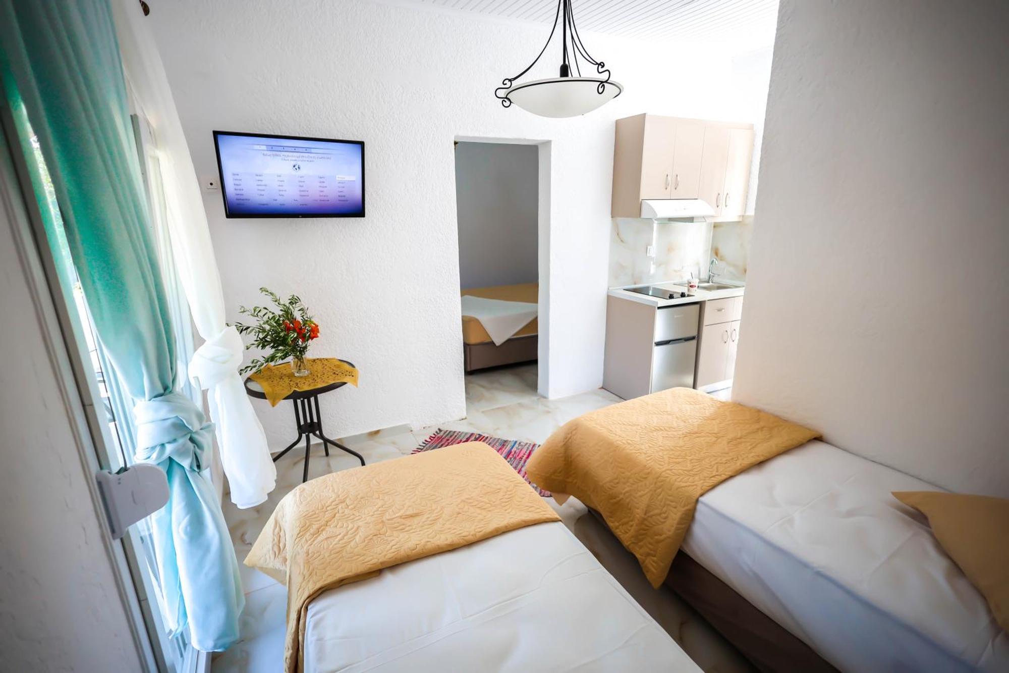 Villa Theano 2 Торони Экстерьер фото
