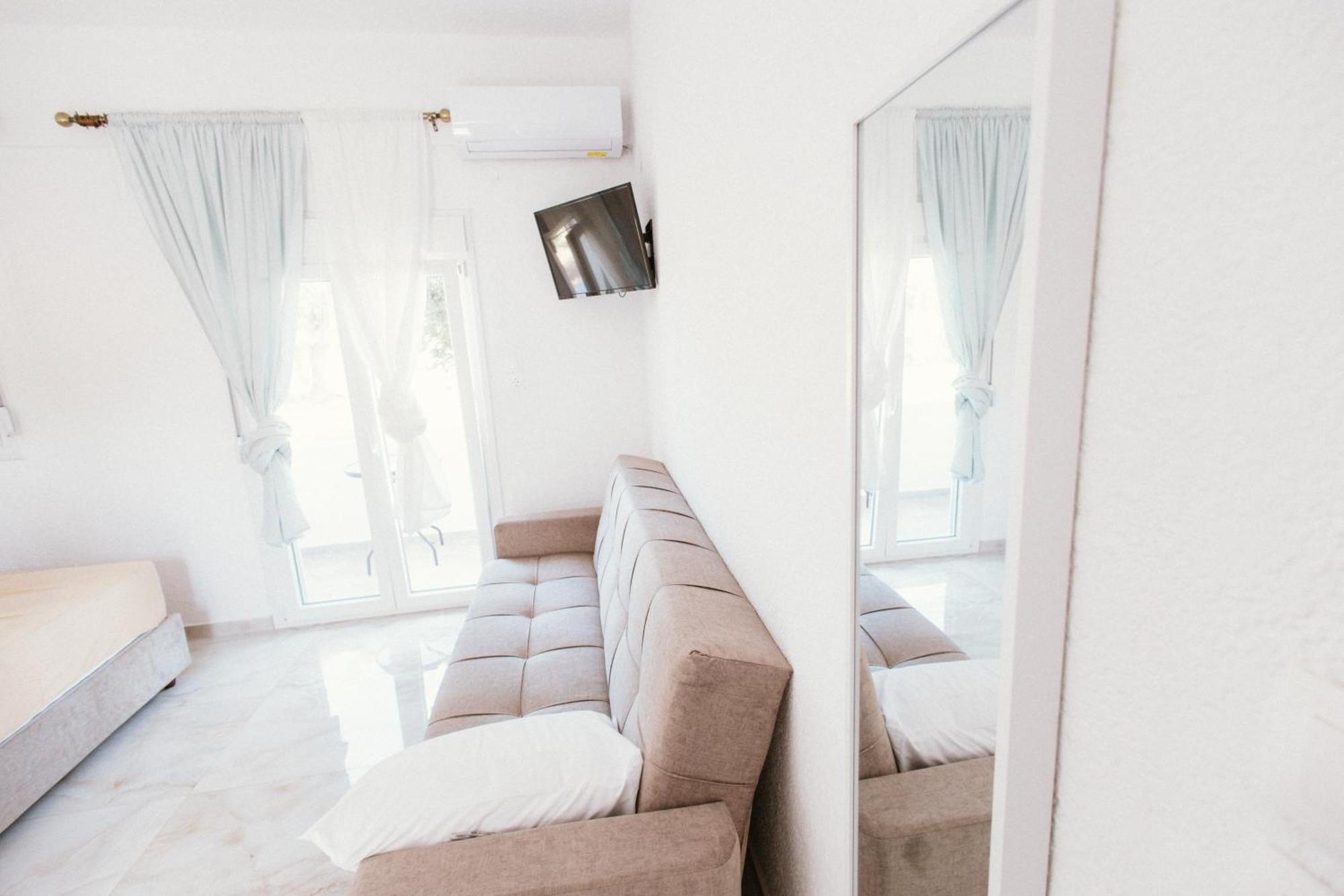 Villa Theano 2 Торони Экстерьер фото